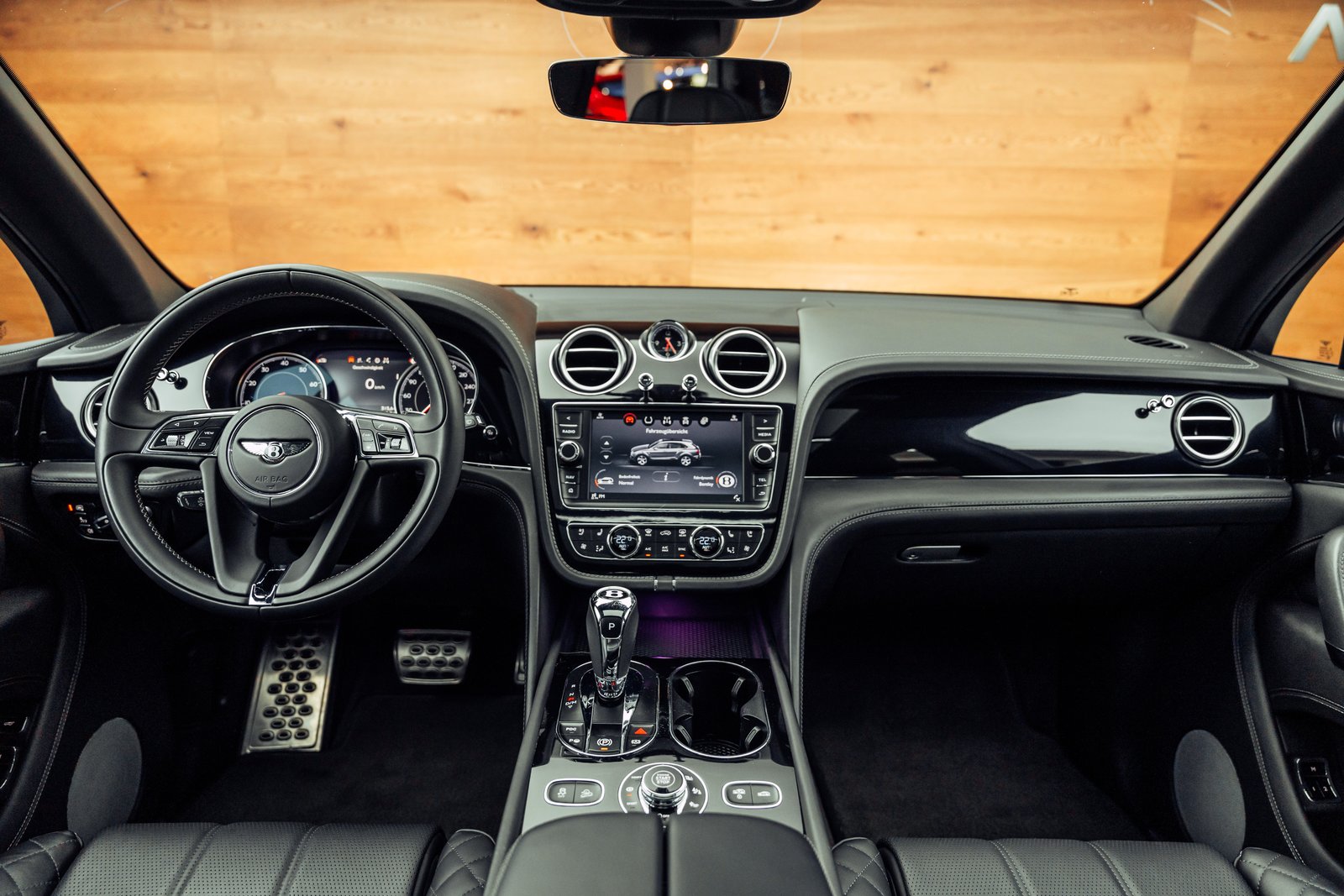 BENTLEY Bentayga V8 Mulliner, Benzin, Occasion / Gebraucht, Automatik - 5