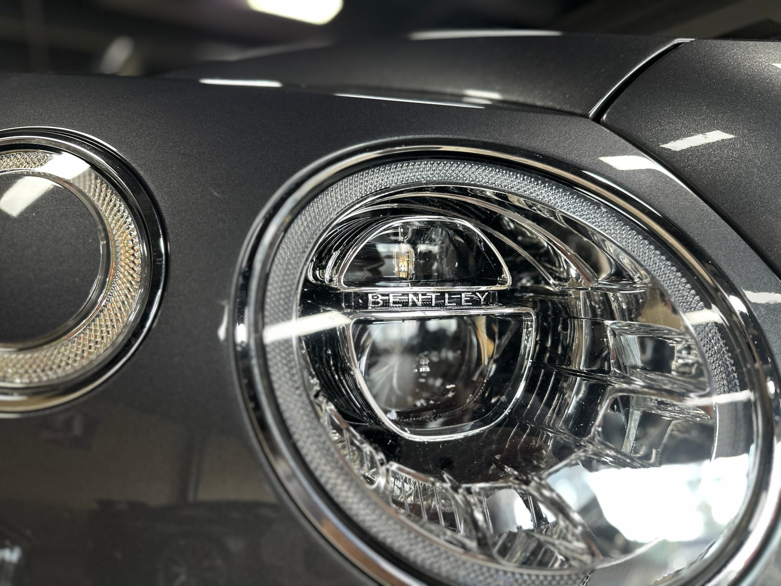 BENTLEY Bentayga W12, Petrol, Second hand / Used, Automatic - 3