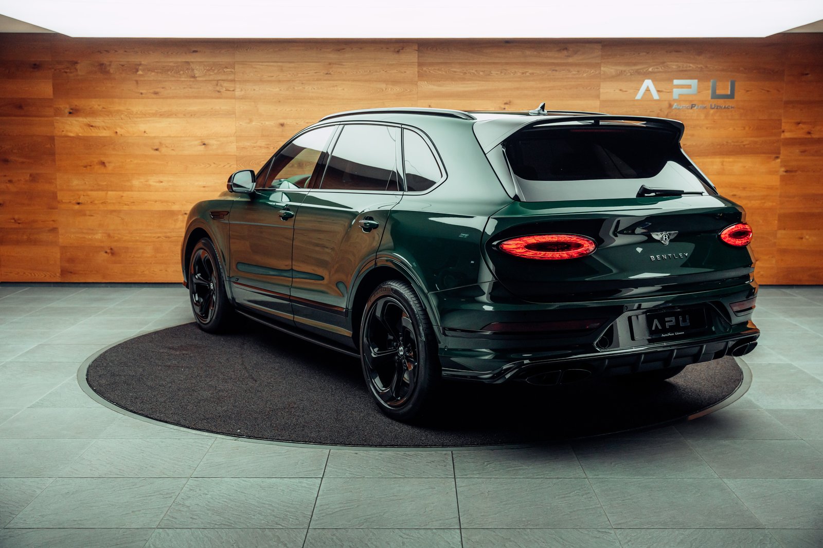 BENTLEY Bentayga S, Petrol, Second hand / Used, Automatic - 3