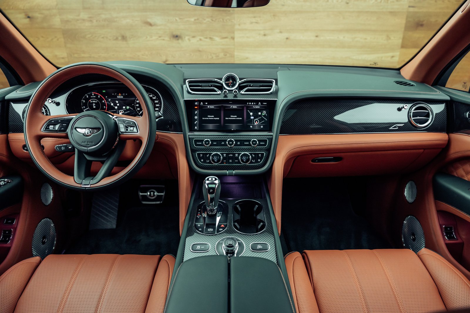 BENTLEY Bentayga S, Petrol, Second hand / Used, Automatic - 5