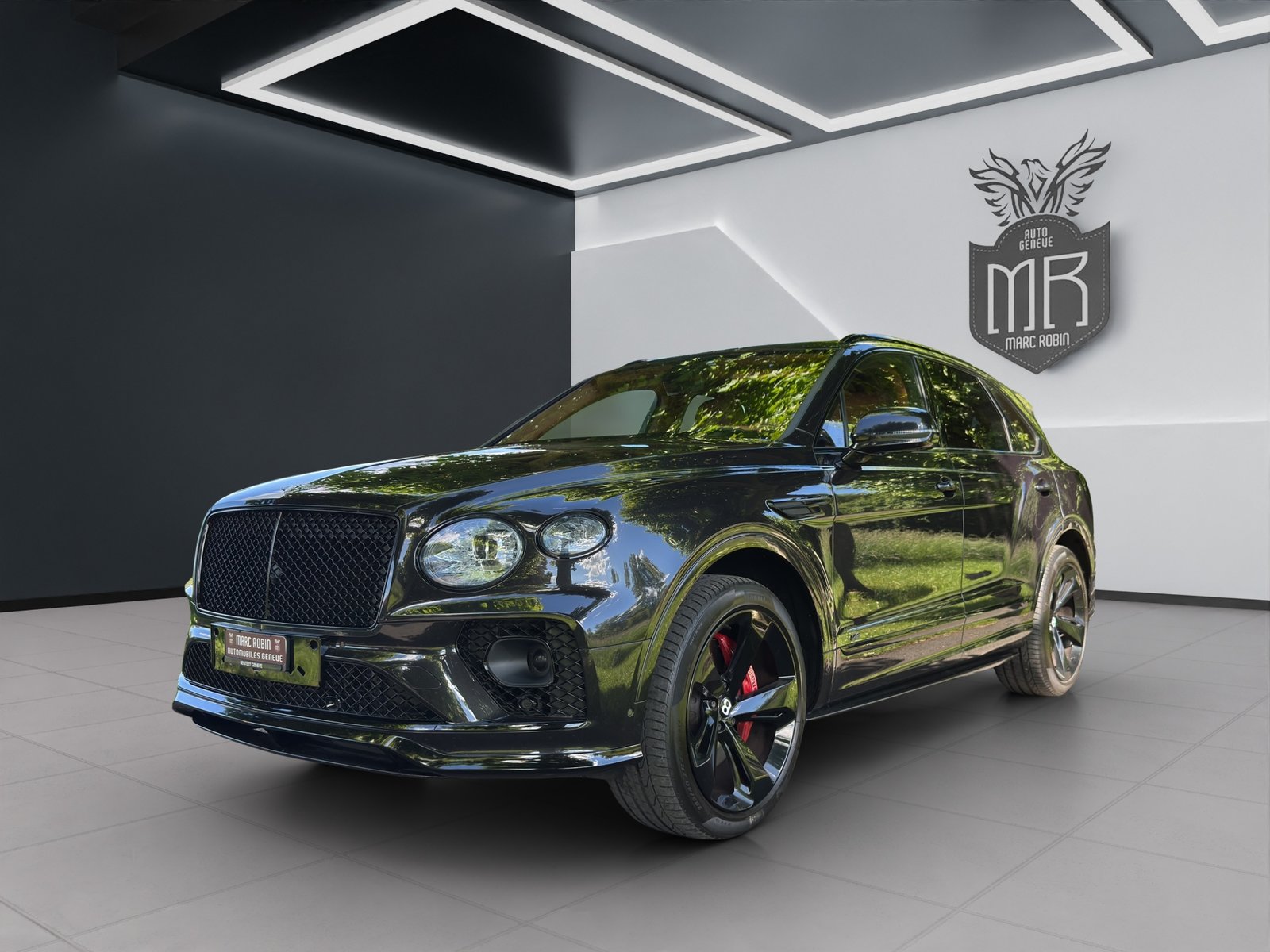 BENTLEY Bentayga V8