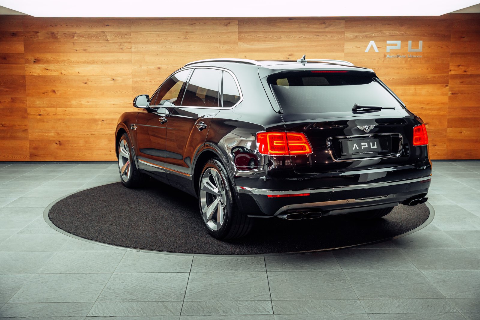 BENTLEY Bentayga V8 Mulliner, Essence, Occasion / Utilisé, Automatique - 3