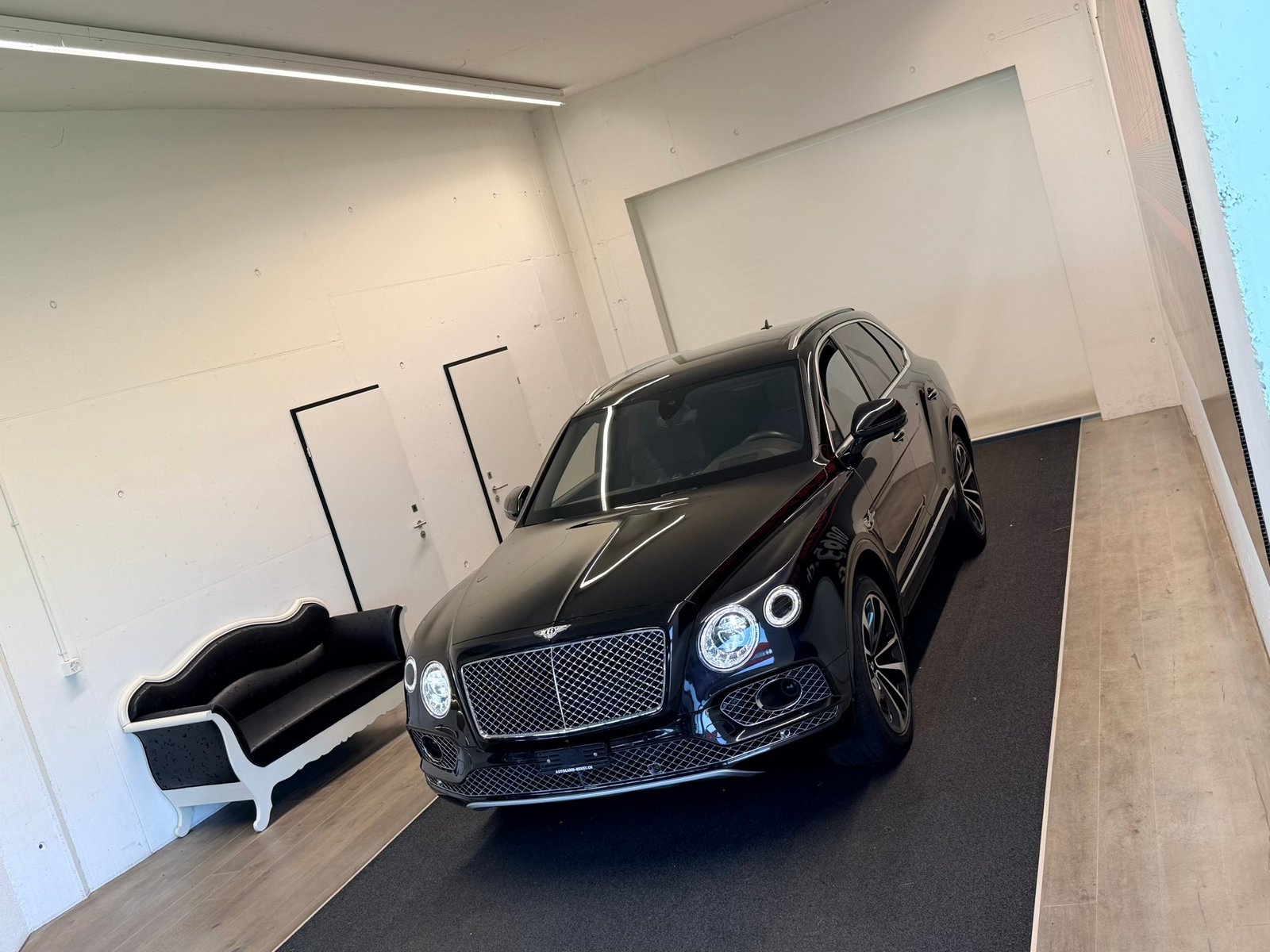 BENTLEY Bentayga W12, Benzina, Occasioni / Usate, Automatico - 4