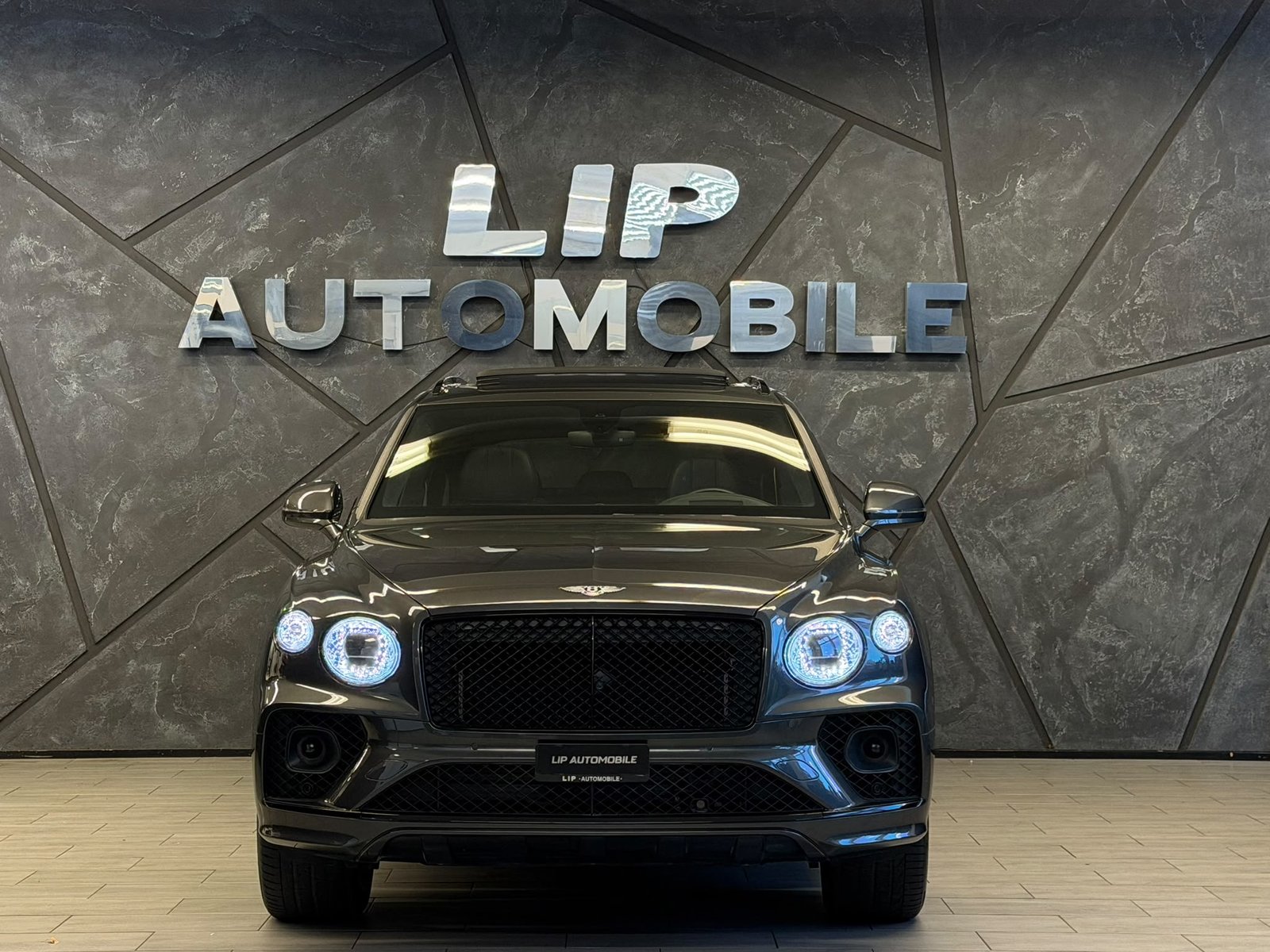 BENTLEY Bentayga V8, Benzin, Occasion / Gebraucht, Automatik - 2
