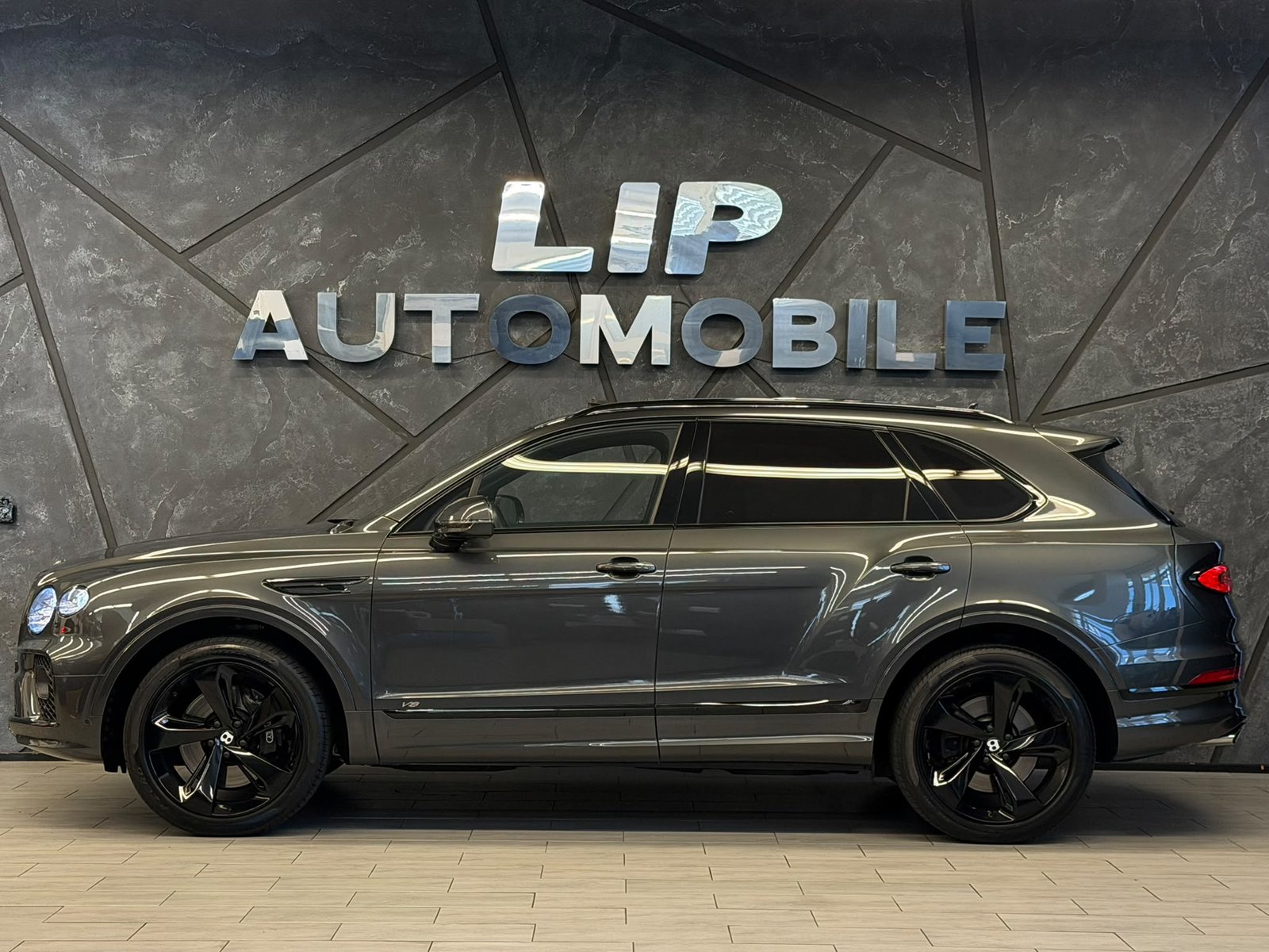 BENTLEY Bentayga V8, Benzin, Occasion / Gebraucht, Automatik - 4
