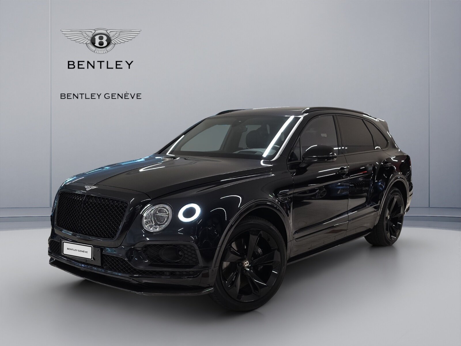 BENTLEY Bentayga V8