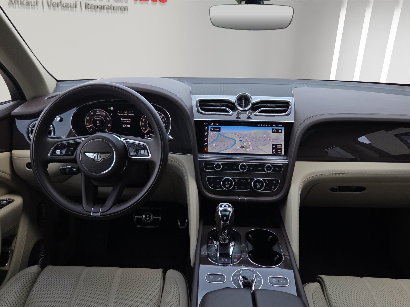 BENTLEY Bentayga 4.0 V8 Atelier Edition, Essence, Occasion / Utilisé, Automatique - 7