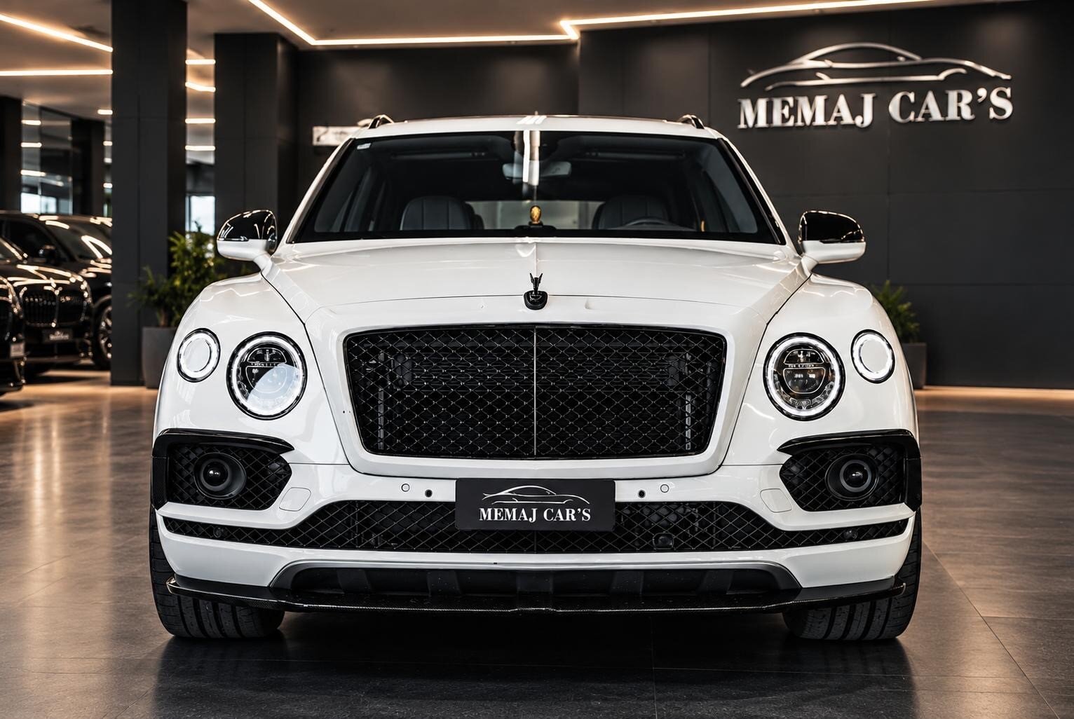 BENTLEY Bentayga W12 Mulliner Mansory Body Kit/Akrapovic