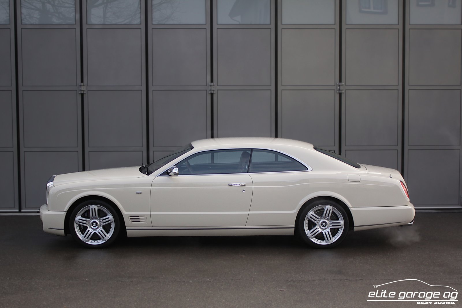 BENTLEY Brooklands Coupé 1/550 LIMITIERT, Benzin, Occasion / Gebraucht, Automatik - 2