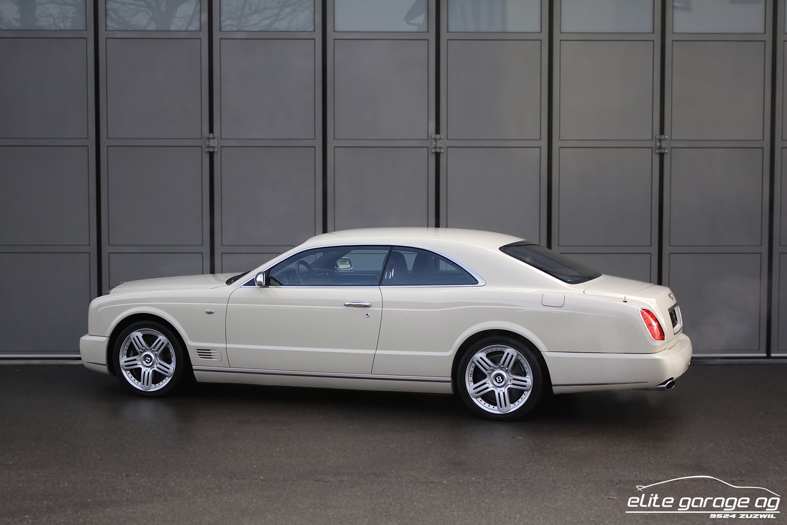 BENTLEY Brooklands Coupé 1/550 LIMITIERT, Benzin, Occasion / Gebraucht, Automatik - 3