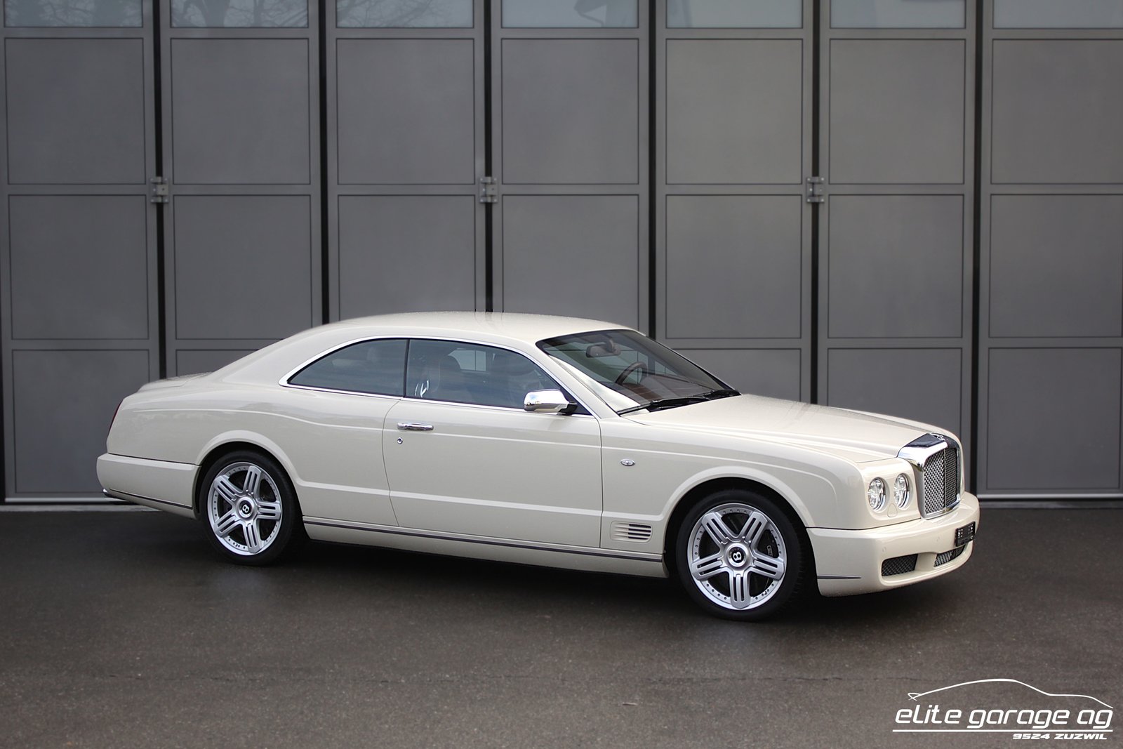 BENTLEY Brooklands Coupé 1/550 LIMITIERT, Benzin, Occasion / Gebraucht, Automatik - 7