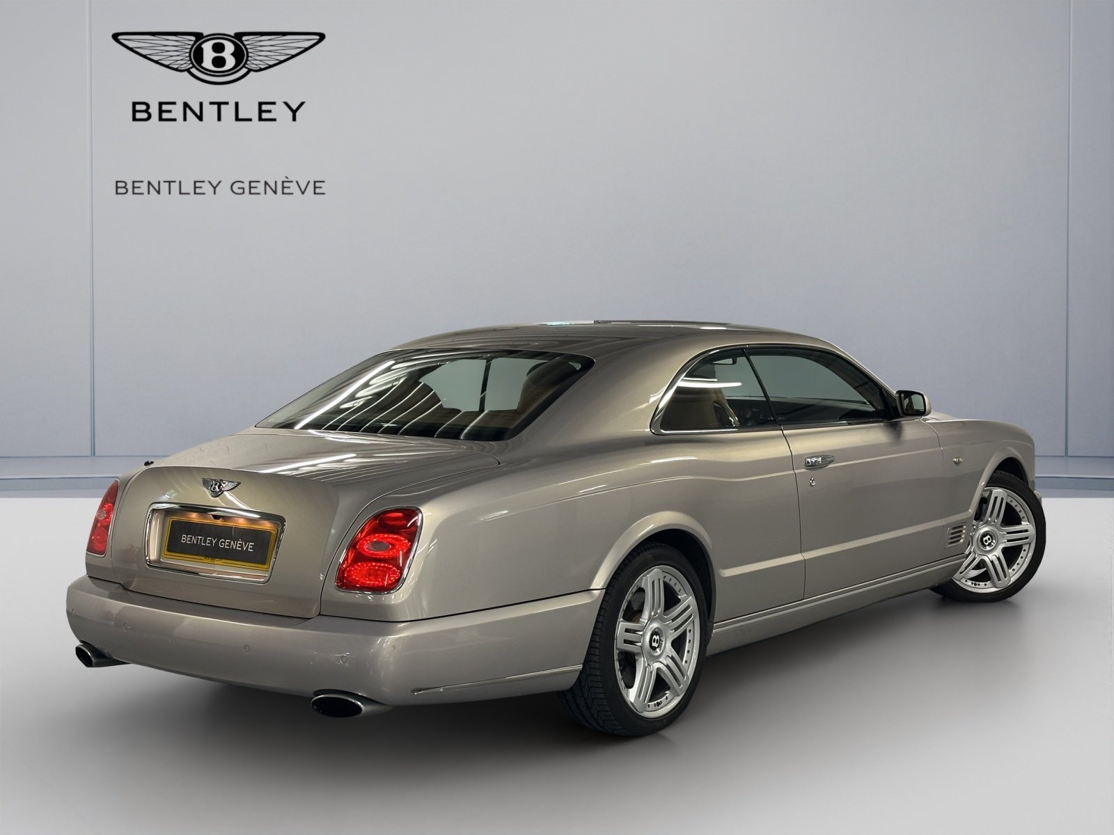BENTLEY Brooklands, Essence, Occasion / Utilisé, Automatique - 6