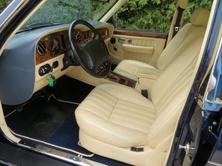 BENTLEY Brooklands Turbo, Petrol, Second hand / Used, Automatic - 4