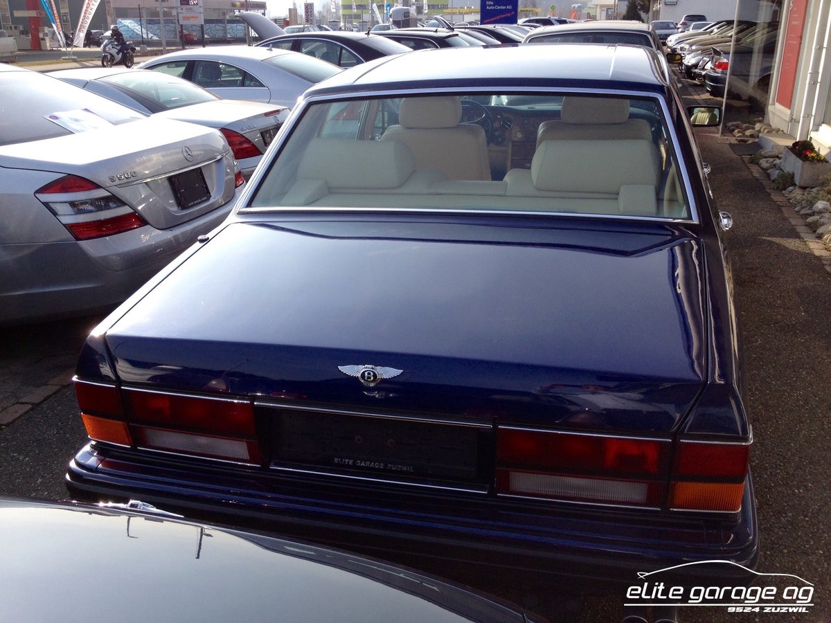 BENTLEY Brooklands, Essence, Occasion / Utilisé, Automatique - 6