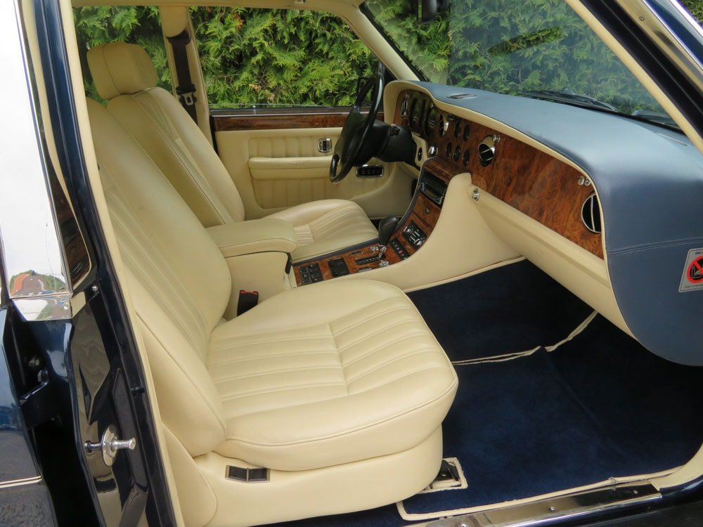 BENTLEY Brooklands Turbo, Petrol, Second hand / Used, Automatic - 6