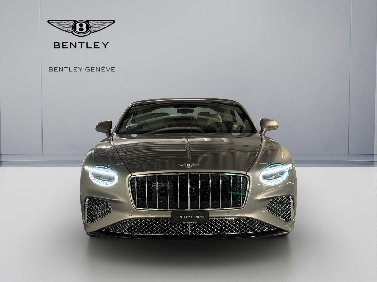 BENTLEY Continental GTC 4.0 V8 PHEV Azure Pale Brodgar, Hybride Rechargeable Essence/Électricité, Voiture nouvelle, Automatique - 4
