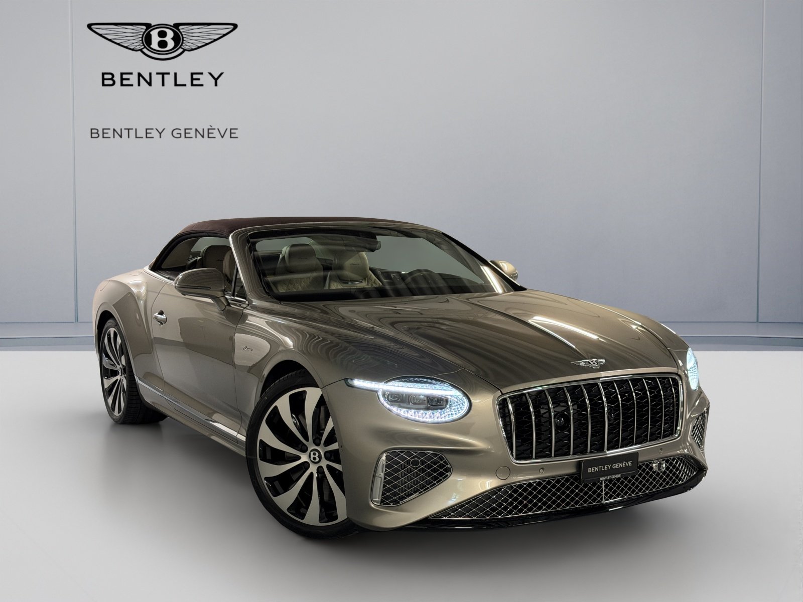 BENTLEY Continental GTC 4.0 V8 PHEV Azure Pale Brodgar, Hybride Rechargeable Essence/Électricité, Voiture nouvelle, Automatique - 6