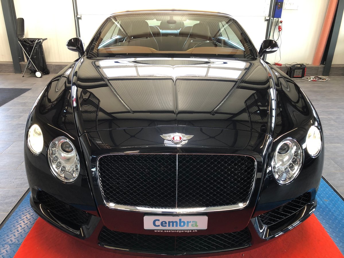BENTLEY Continental GTC 4.0 V8, Essence, Occasion / Utilisé, Automatique - 4