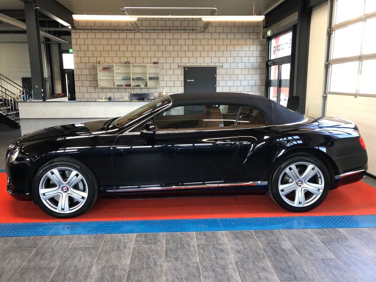 BENTLEY Continental GTC 4.0 V8, Essence, Occasion / Utilisé, Automatique - 7