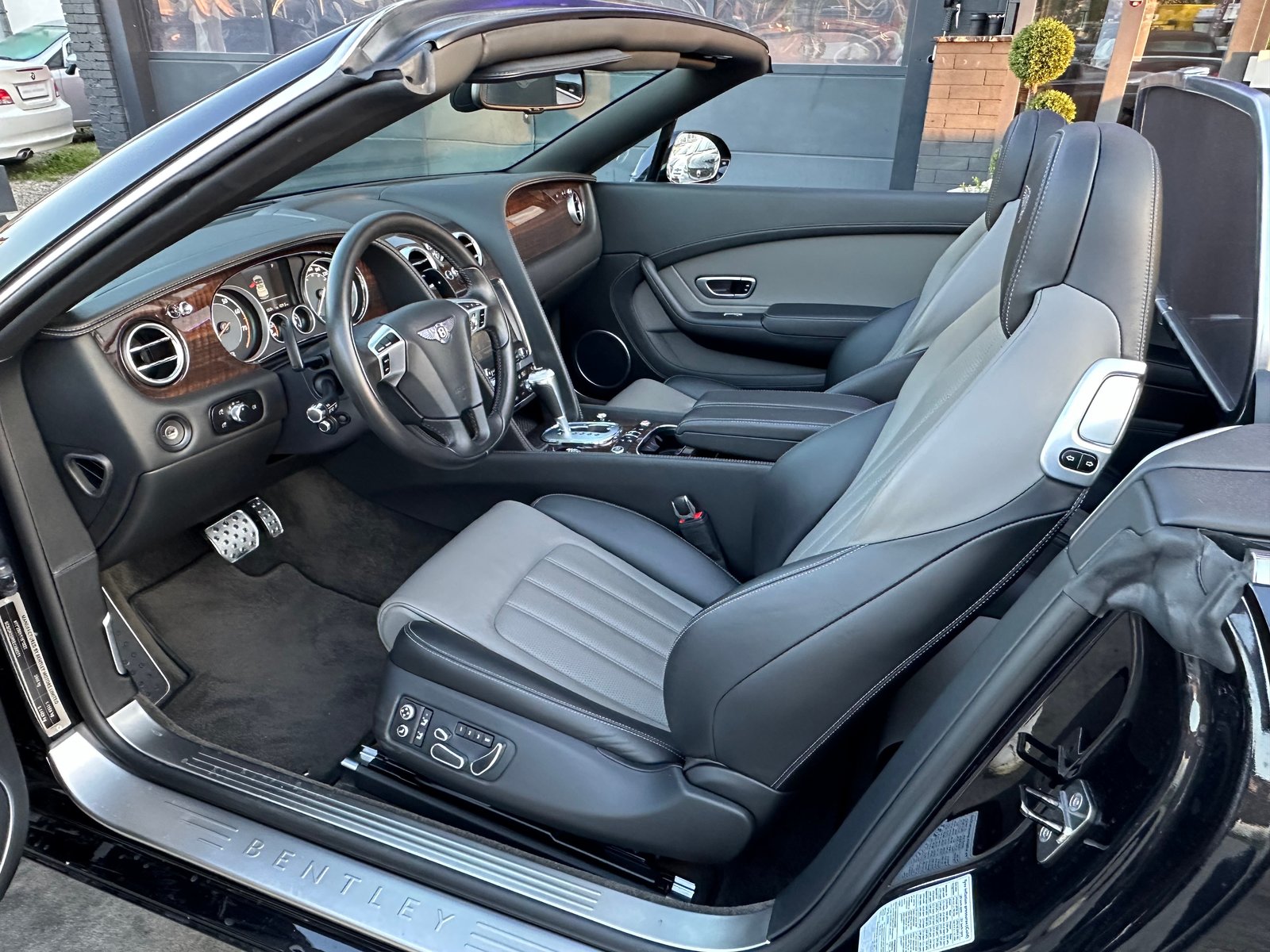 BENTLEY Continental GTC 4.0 V8, Benzin, Occasion / Gebraucht, Automatik - 3