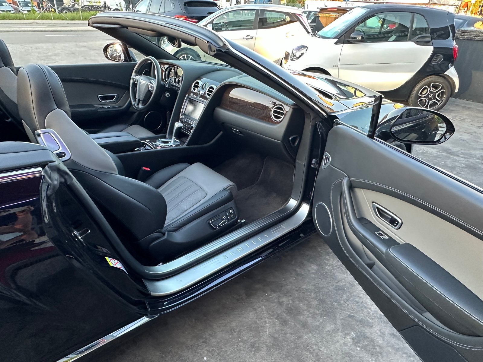 BENTLEY Continental GTC 4.0 V8, Benzin, Occasion / Gebraucht, Automatik - 5