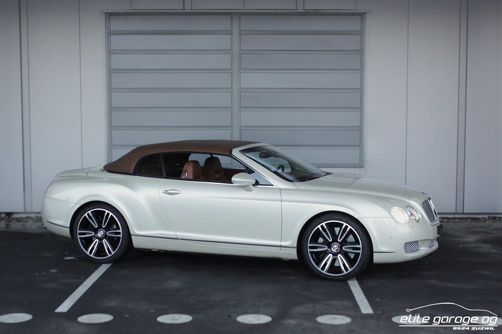 BENTLEY Continental GTC 6.0 BESPOKE, Essence, Occasion / Utilisé, Automatique - 7