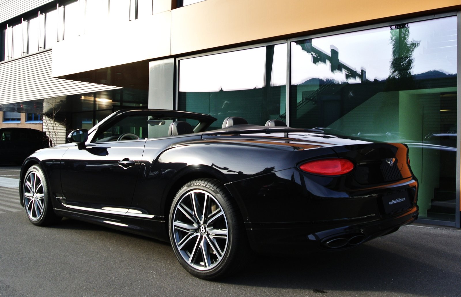 BENTLEY Continental GTC 4.0 V8 S, Essence, Occasion / Utilisé, Automatique - 4