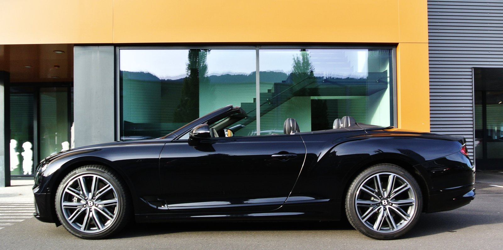 BENTLEY Continental GTC 4.0 V8 S, Essence, Occasion / Utilisé, Automatique - 5