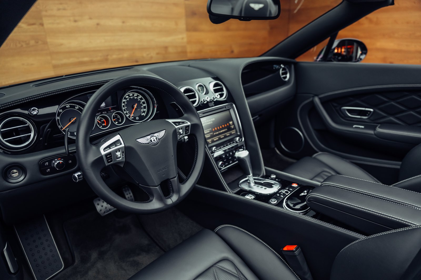 BENTLEY Continental GTC 4.0 V8 S, Essence, Occasion / Utilisé, Automatique - 5