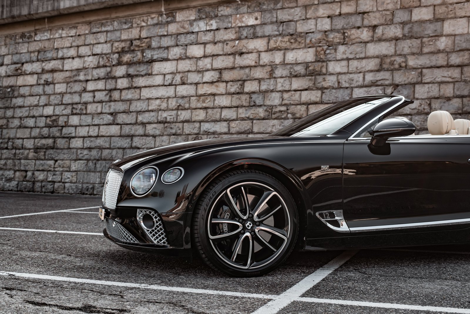 BENTLEY Continental GTC 6.0 W12*First Edition CH Auslieferun, Petrol, Second hand / Used, Automatic - 6