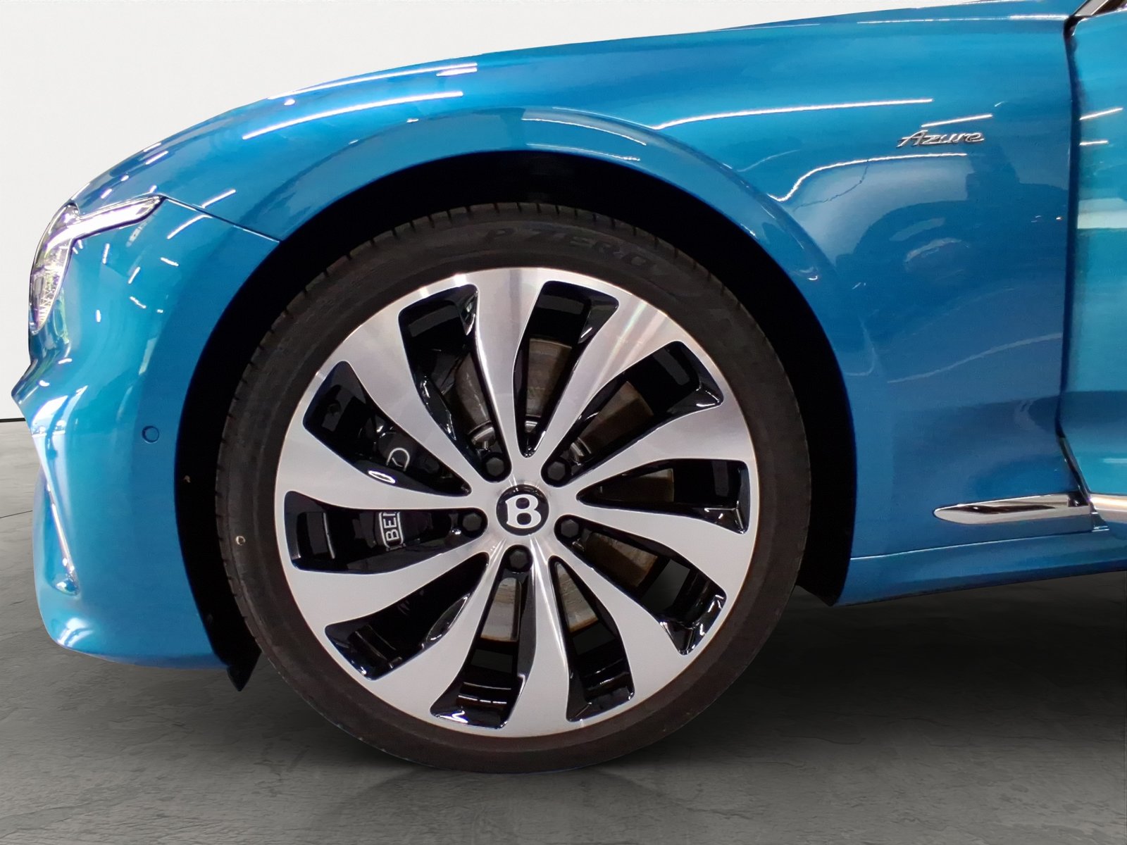 BENTLEY GTC Continental Azure 4.0 V8, Voll-Hybrid Benzin/Elektro, Occasion / Gebraucht, Automatik - 7
