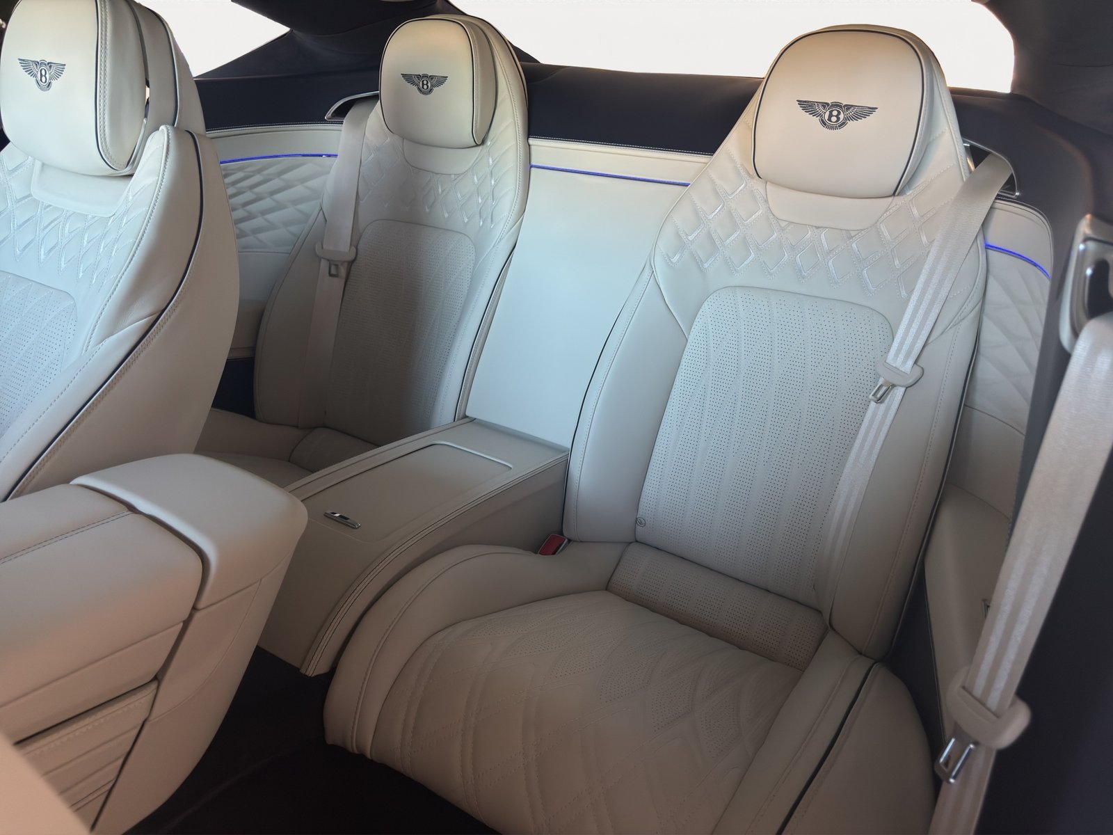 BENTLEY GT Continental Azure, Plug-in-Hybrid Petrol/Electric, New car, Automatic - 7