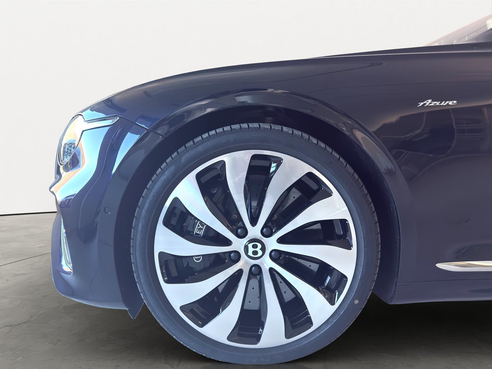 BENTLEY GT Continental Azure, Plug-in-Hybrid Petrol/Electric, New car, Automatic - 4