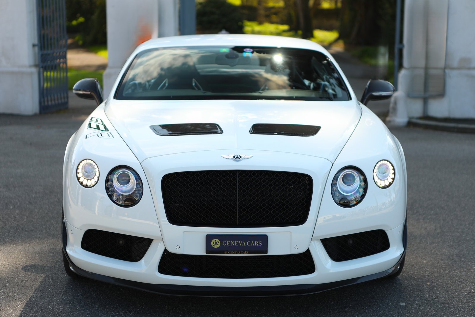 BENTLEY Continental GT3-R, Benzin, Occasion / Gebraucht, Automatik - 2