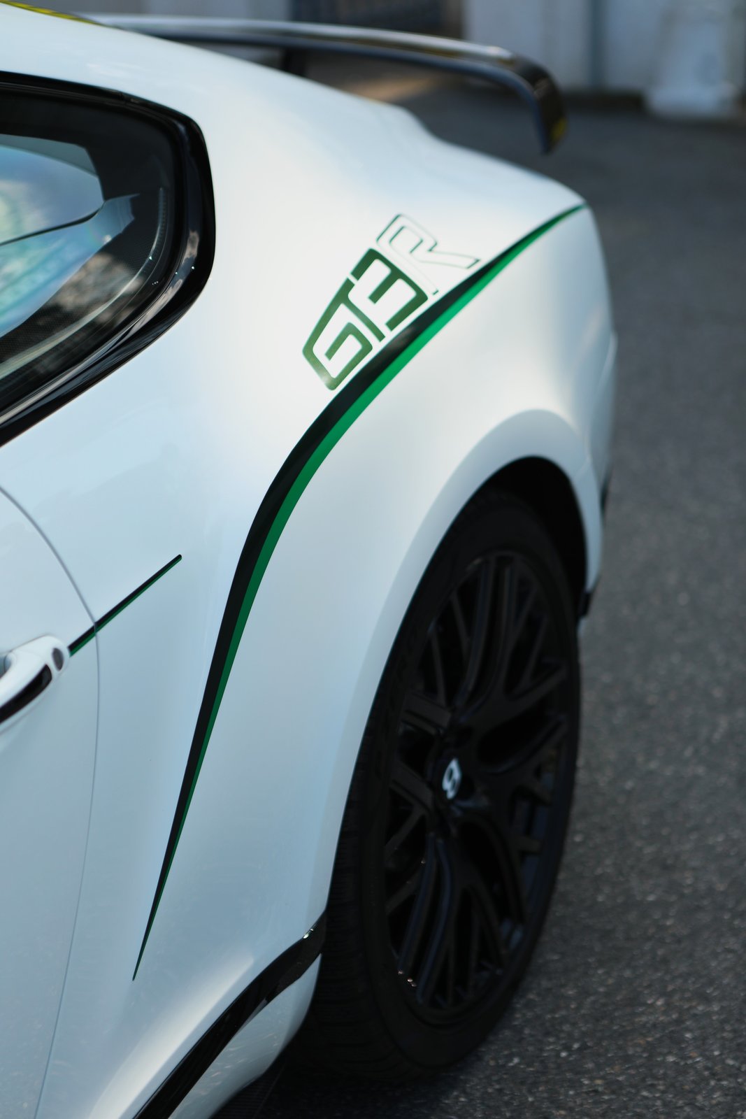 BENTLEY Continental GT3-R, Benzin, Occasion / Gebraucht, Automatik - 3