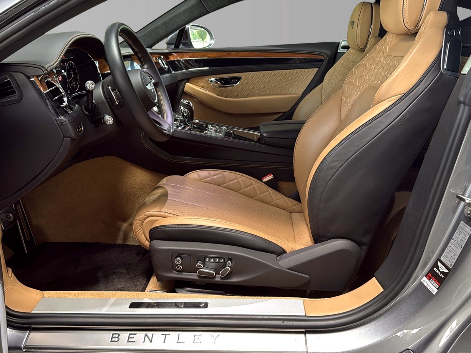 BENTLEY Continental GT 4.0 V8, Essence, Occasion / Utilisé, Automatique - 5