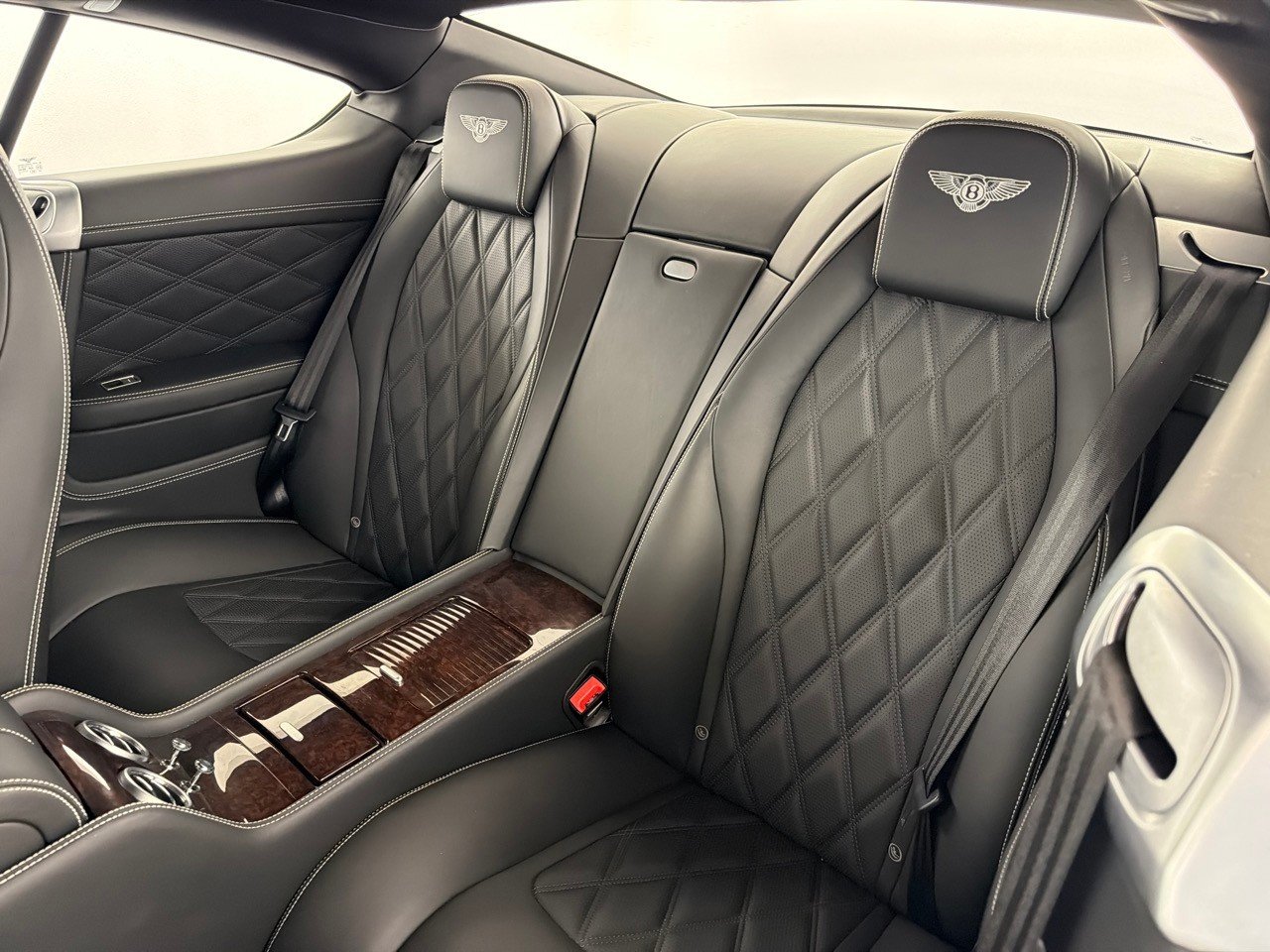 BENTLEY Continental GT 6.0 W12, Benzin, Occasion / Gebraucht, Automatik - 6