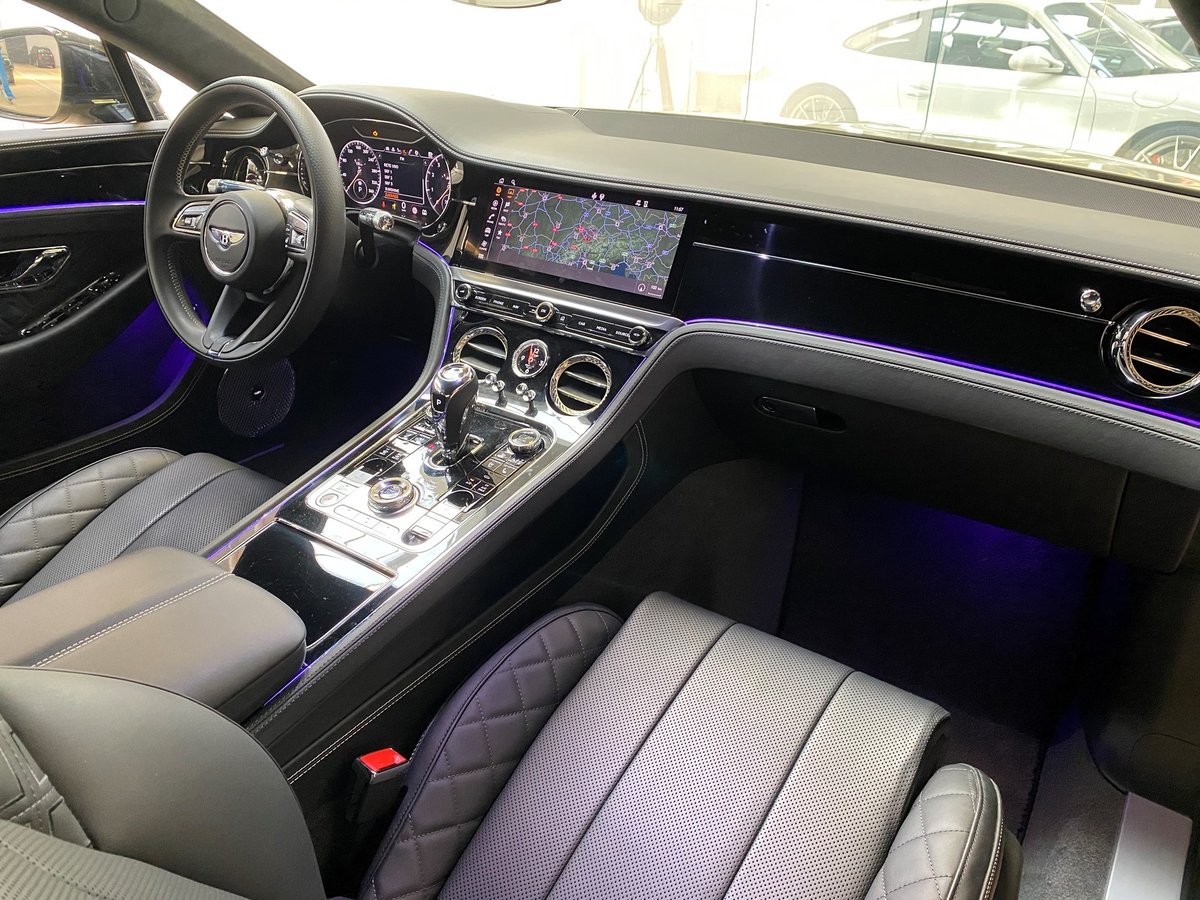 BENTLEY Continental GT 4.0 V8 Mulliner, Essence, Occasion / Utilisé, Automatique - 7