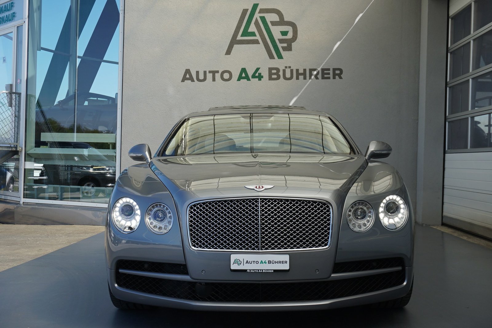 BENTLEY Flying Spur 4.0, Essence, Occasion / Utilisé, Automatique - 6