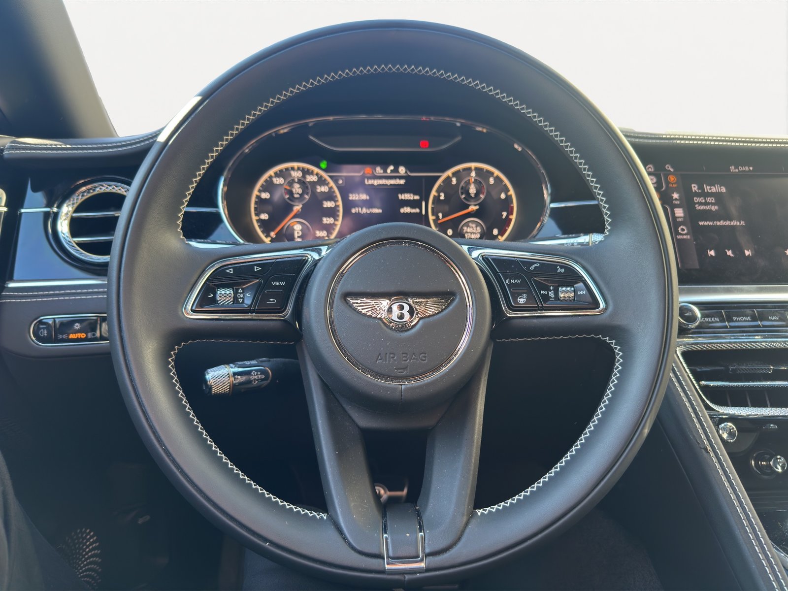 BENTLEY Flying Spur 4.0 V8 Azure, Petrol, Second hand / Used, Automatic - 7