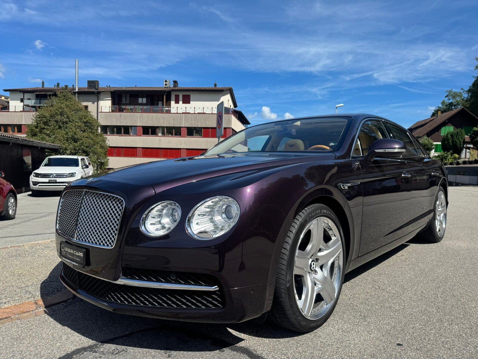 BENTLEY Flying Spur 6.0 W12 FULL OPTIONS - CH Fahrzeug, Benzin, Occasion / Gebraucht, Automatik - 2