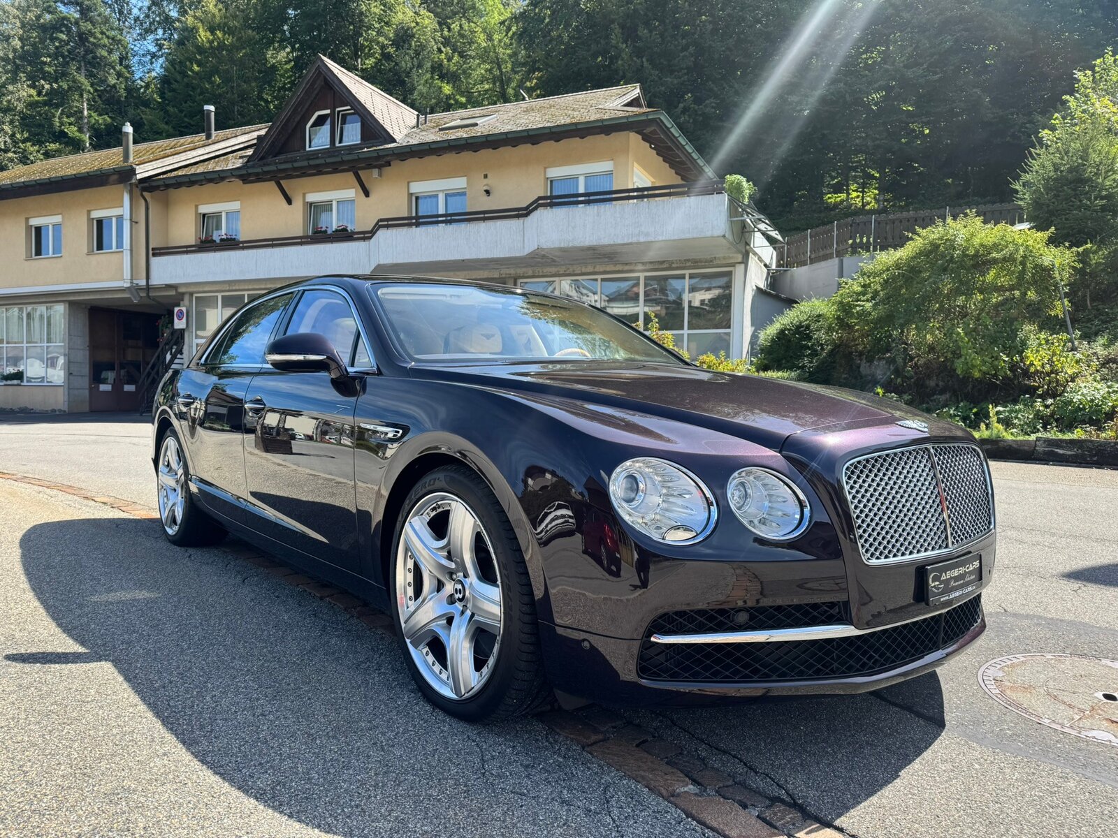 BENTLEY Flying Spur 6.0 W12 FULL OPTIONS - CH Fahrzeug, Benzin, Occasion / Gebraucht, Automatik - 4