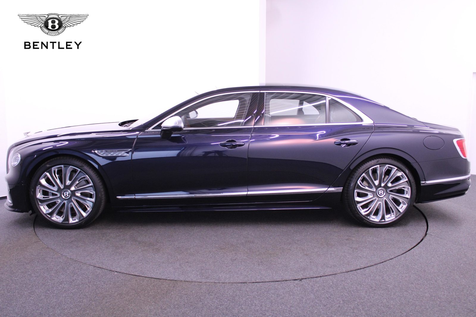 BENTLEY Flying Spur 4.0 V8 Mulliner, Plug-in-Hybrid Petrol/Electric, Ex-demonstrator, Automatic - 3
