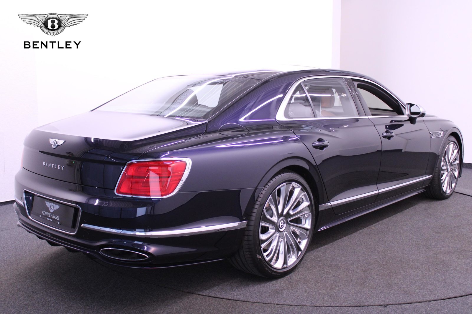 BENTLEY Flying Spur 4.0 V8 Mulliner, Plug-in-Hybrid Petrol/Electric, Ex-demonstrator, Automatic - 6