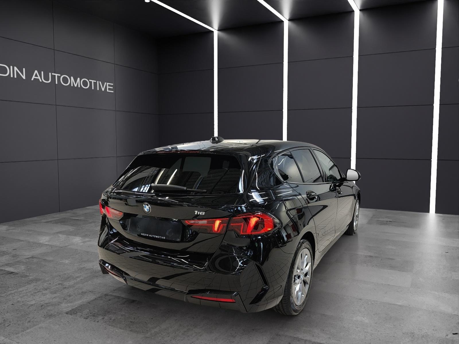 BMW 116, Essence, Voiture nouvelle, Automatique - 6