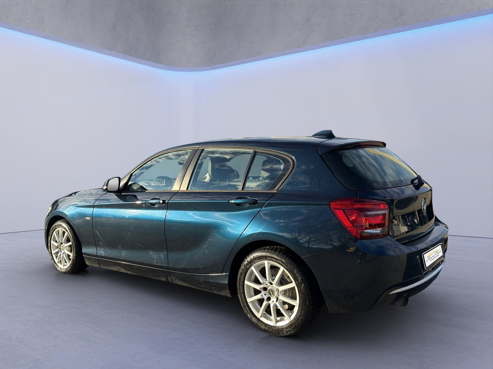 BMW 116i Urban Line, Benzin, Occasion / Gebraucht, Handschaltung - 3