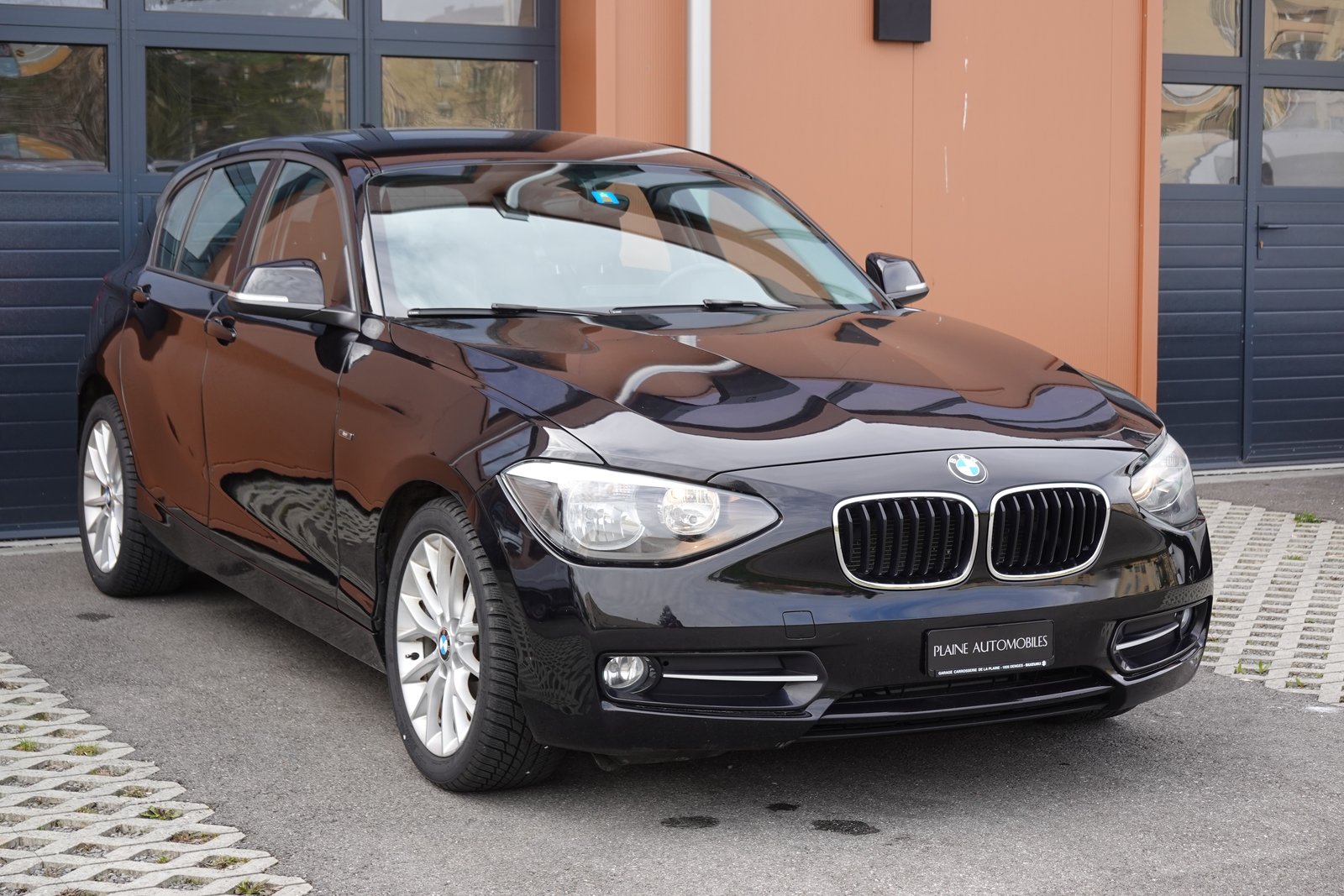 BMW 116i Sport Line - Service à jour * Aide au stationnemen, Benzina, Occasioni / Usate, Manuale - 2