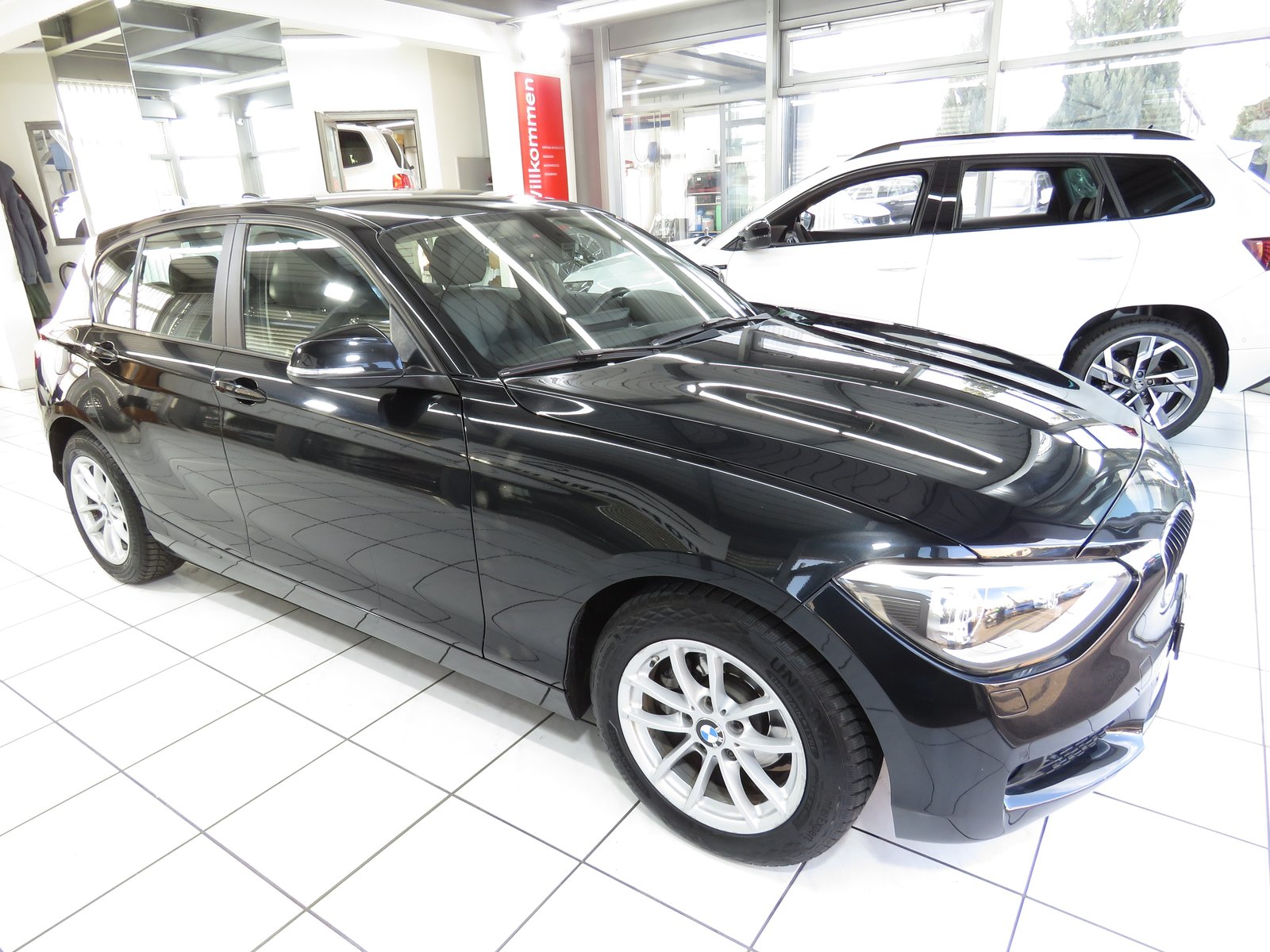 BMW 116i Steptronic, Benzin, Occasion / Gebraucht, Automatik - 3