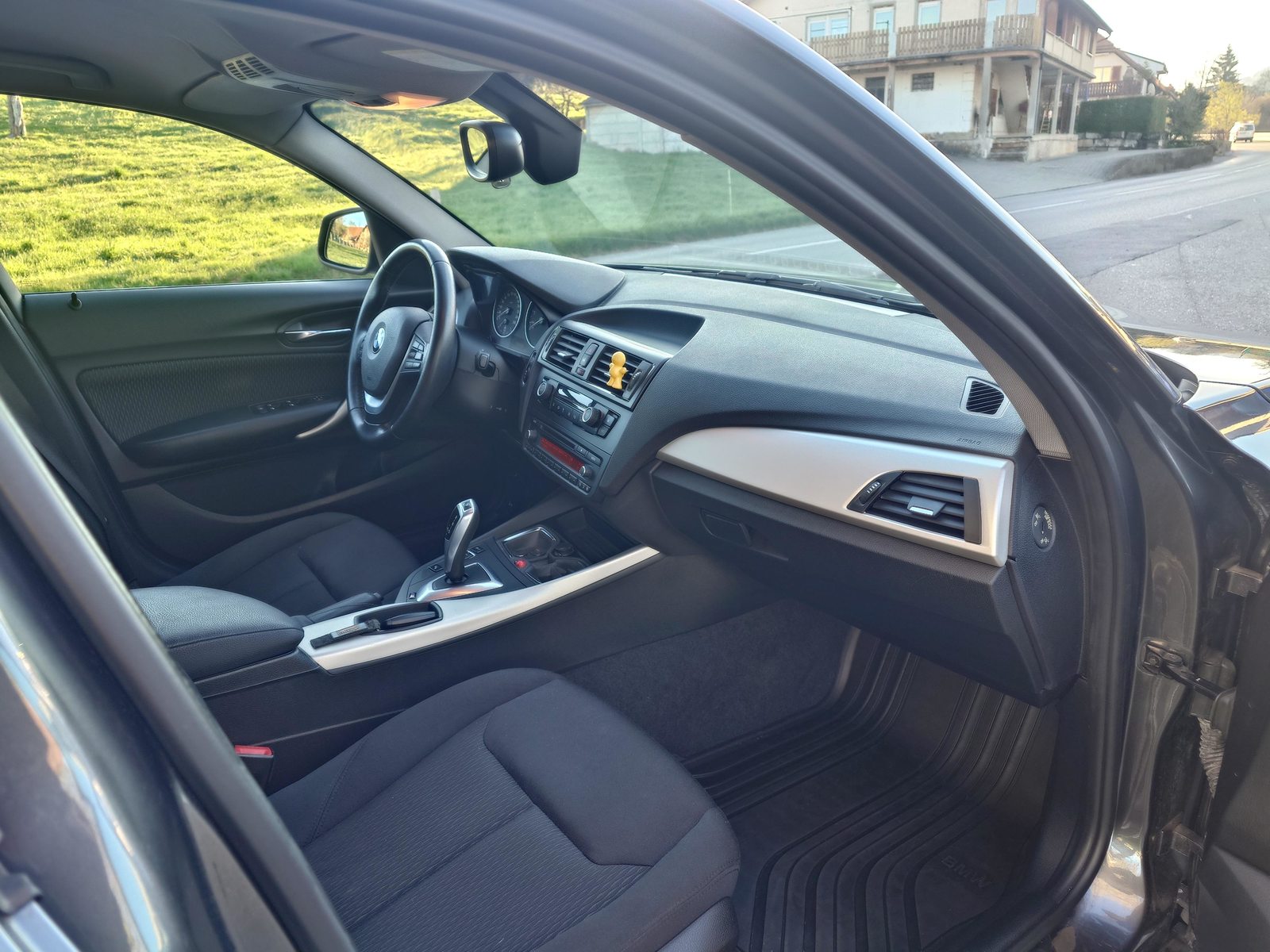BMW 116i, Benzin, Occasion / Gebraucht, Automatik - 7