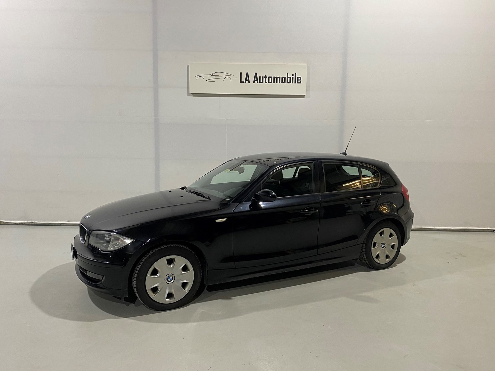BMW 116d AccessPlus, Diesel, Occasion / Utilisé, Manuelle - 3